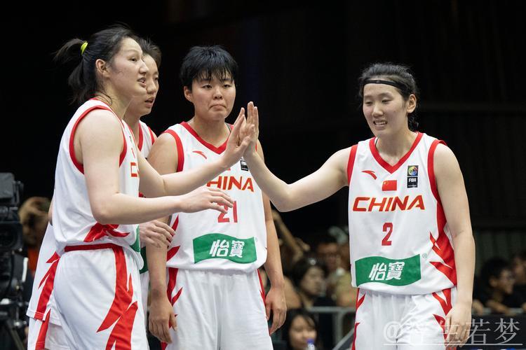 中国三人篮球亚洲杯:男队摘银 女队斩获铜牌 中国三人篮球亚洲杯:男队摘银 女队斩获铜牌